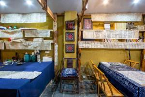 Alleys Ears Turned Red