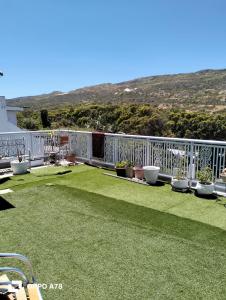 Glen Road Self Catering 2 Bedroom Apartment