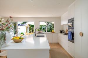 Rise in Mollymook Beach