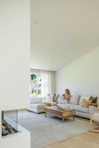 Rise in Mollymook Beach