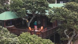 Bon-up-a-Tree Beach Lodge with jacuzzi ocean views, south coast Kwa Zulu Natal