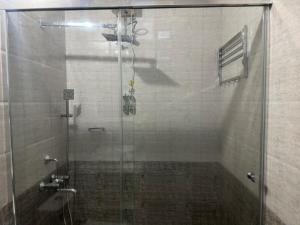 Woodside Haven Luxury FF-Balcony view