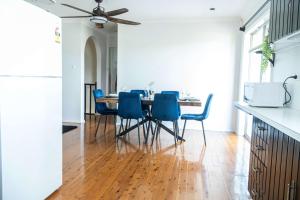 The Founders House Bold 4BR Retreat Muswellbrook