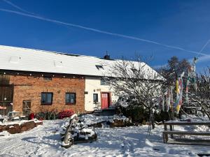 Klimatyczny wiejski dom w górach Sowich - Przygórze 201