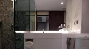 First Pride Hotel Bangkok