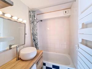 Appartements à Les Gets - Okoume-Appartement-4pers-Proche centre MAE-9353