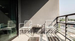 B2 Black Business and Budget Hotel