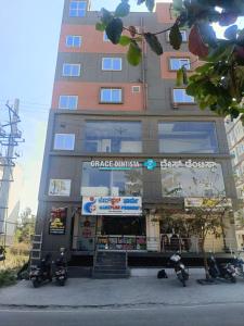 SM HAPPY STAY ROOMS LODGe