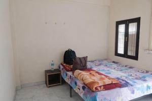 2BHK Brijwasi Homestay Near Bake Bihari Mandir 500 Mtr
