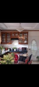 Lustrias White Castle