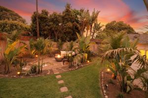 Designer Bungalow Steps to Beach