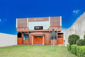Hotel O SHREE MANDAP HOTEL