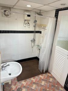 Pattaya Beach Condominium by Ahmed