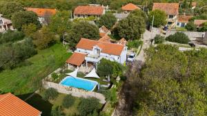 Holiday Home San by Villas Guide