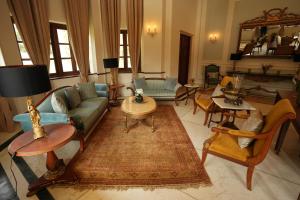 amã Stays & Trails - Imperial Villa