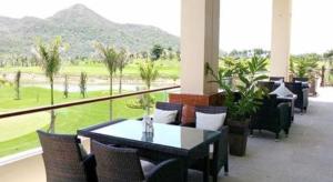 Diamond Bay Golf and Villas