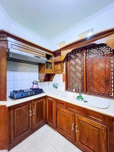 Private 5BR Jimbaran House with Pool, up to 12 Pax