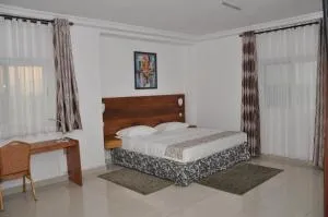 Rosalie's Suites - Ломе