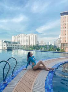 Galaxy Apt Green Pearl BN