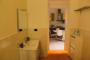 Santa Lucia Pulcinella Home II