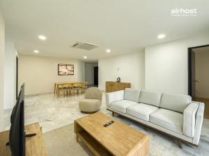 Villa Putra Condo PWTC by Airhost