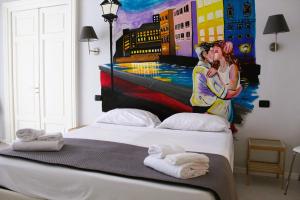 Santa Lucia Pulcinella Home III