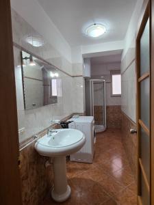 Vollga Promenade Apartments with Full Sea and Old Town View