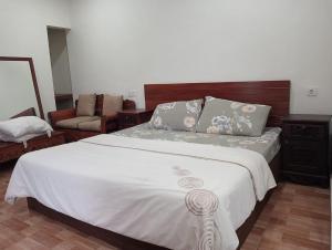 2 Floor Guest House Near Ubud Central