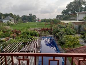 2 Floor Guest House Near Ubud Central