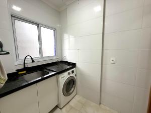 Apartmento com 3 dorm no Canto do Forte