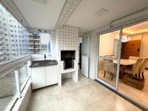 Apartmento com 3 dorm no Canto do Forte