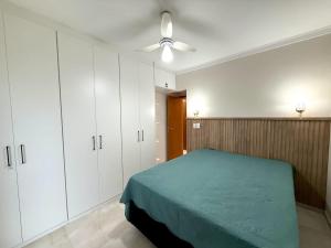 Apartmento com 3 dorm no Canto do Forte