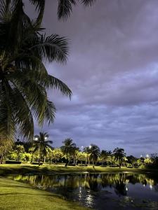 Bursuai - Lake view family pool villa near beach