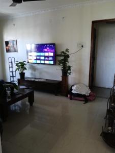 Two BHK a cozy flat for family 3 km away from the airport