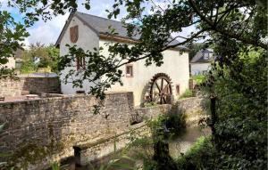 1 Bedroom Lovely Apartment In Irrhausen