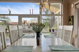 Beautiful Summer House From 2008 Outdoor Spa