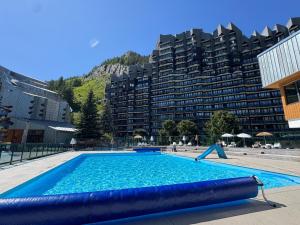 Ski-In Ski-Out Cozy Cabin 1 min lift 5 min village center Perfect Val-dIsère base