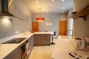 3 bed Victorian terrace 10mins walk from Colchester city centre