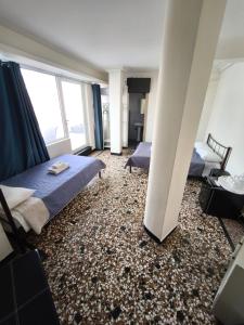 Athens Commercial Premium