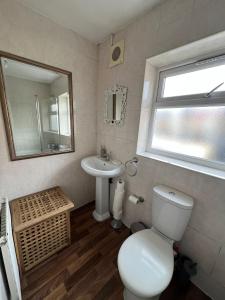 Comfort rooms near City Airport