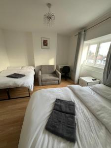 Comfort rooms near City Airport
