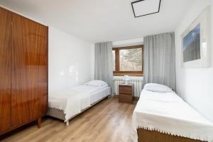 Modrzejewska Apartments in the Centre of Zakopane by Noclegi Renters