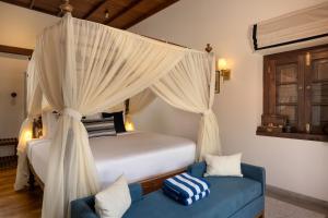 Oruva Beachside Villa