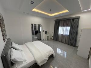 قمرة قباء Quba moon1