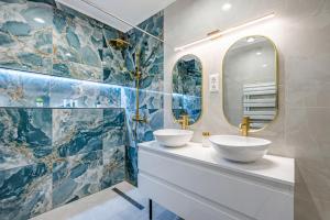 Grand Passage Jacuzzi Suite with Huge Terrace