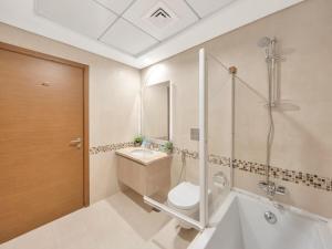 Elite Nest - Ultra Lux 4BR with Billiard just 1 min from Ferrari World & F1