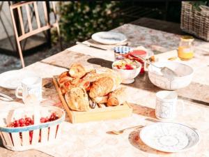 B&B / Chambres d'hotes B&B Chateau Legier : photos des chambres