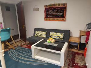 Lower ground floor Studio in Stockport