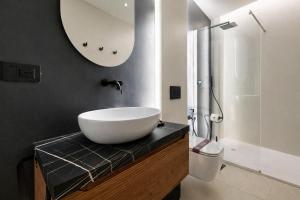 Hidden Luxury NEW Azulis Tigellio Suite#3 in the Old Town