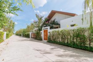 V277 Famous Ozone Resort Calm Area Near Beach